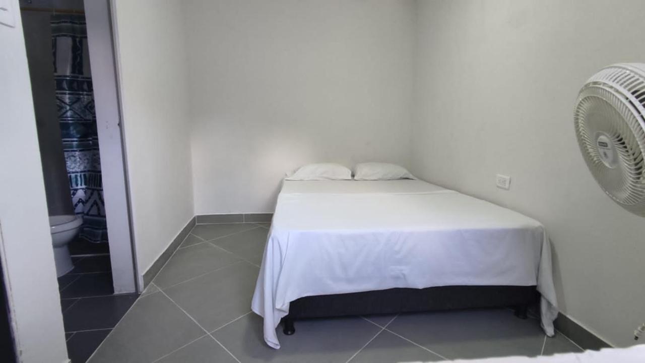 Proyecto Moonlight Apartment Villavieja Exterior foto